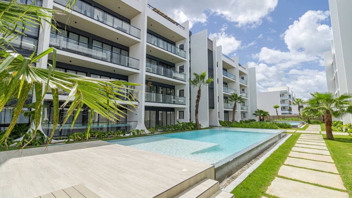 Los Melones Apartment | Spacious 3BD Penthouse Private Rooftop Sea Breeze