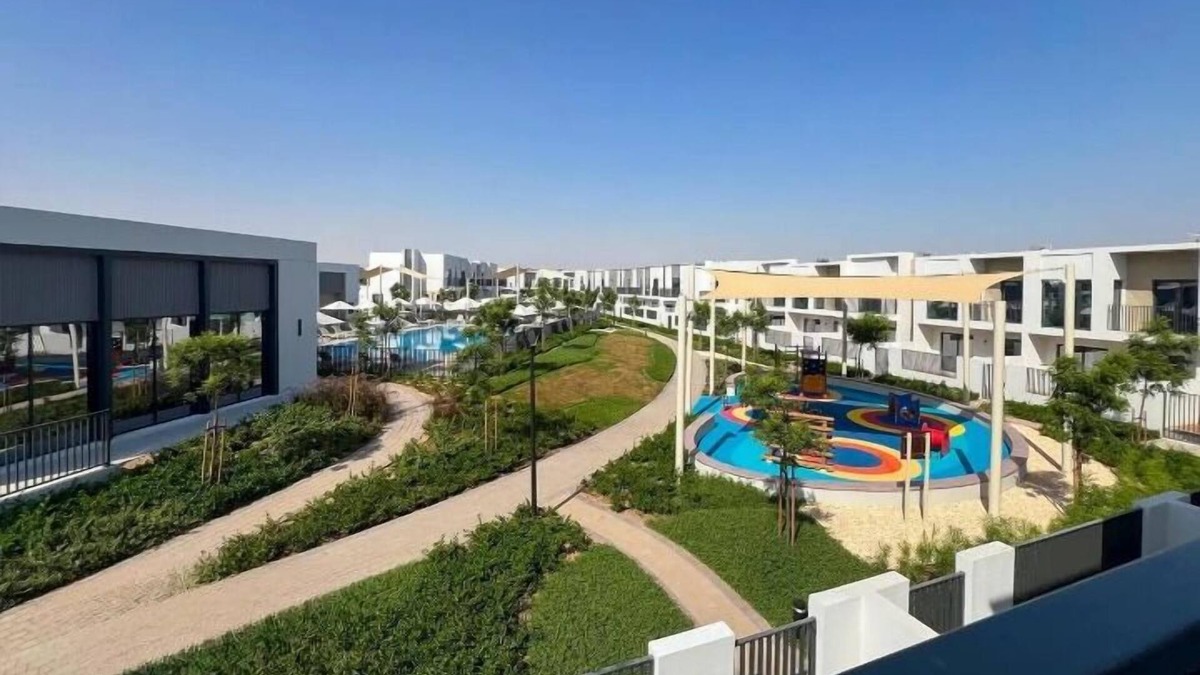 Dubai House | Spacious 3BHK Townhouse-Emaar South Golf