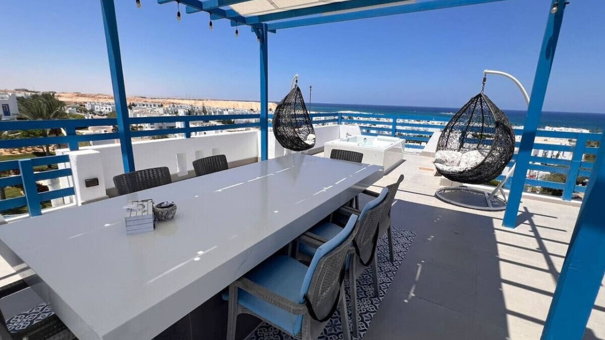 Ad-Dab'ah Apartment | Spacious 3BR Apartment w Rooftop Terrace&Jacuzzi