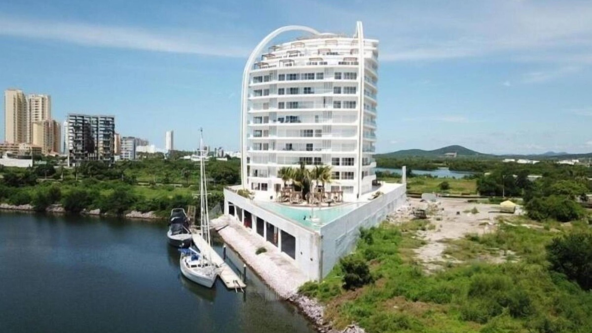 Marina Mazatlan Condo | Spacious 3BR Marina Condo with Pool