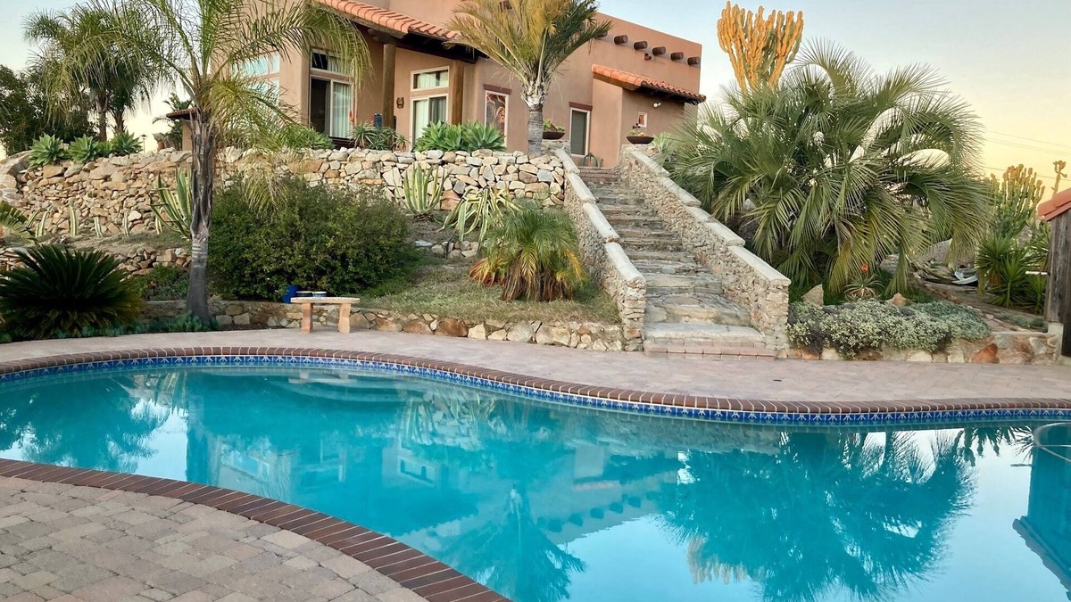 Ramona House | Spacious 3BR Retreat on 8 Acres with Pool/360 Views Near Golf & Wine Country