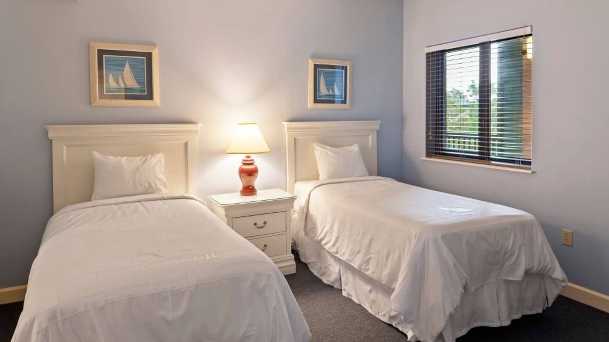 Hilton Head Resort | Spacious 3BR Villa with Pool, Hot Tub, Kitchen and Just a Short Walk to Beach