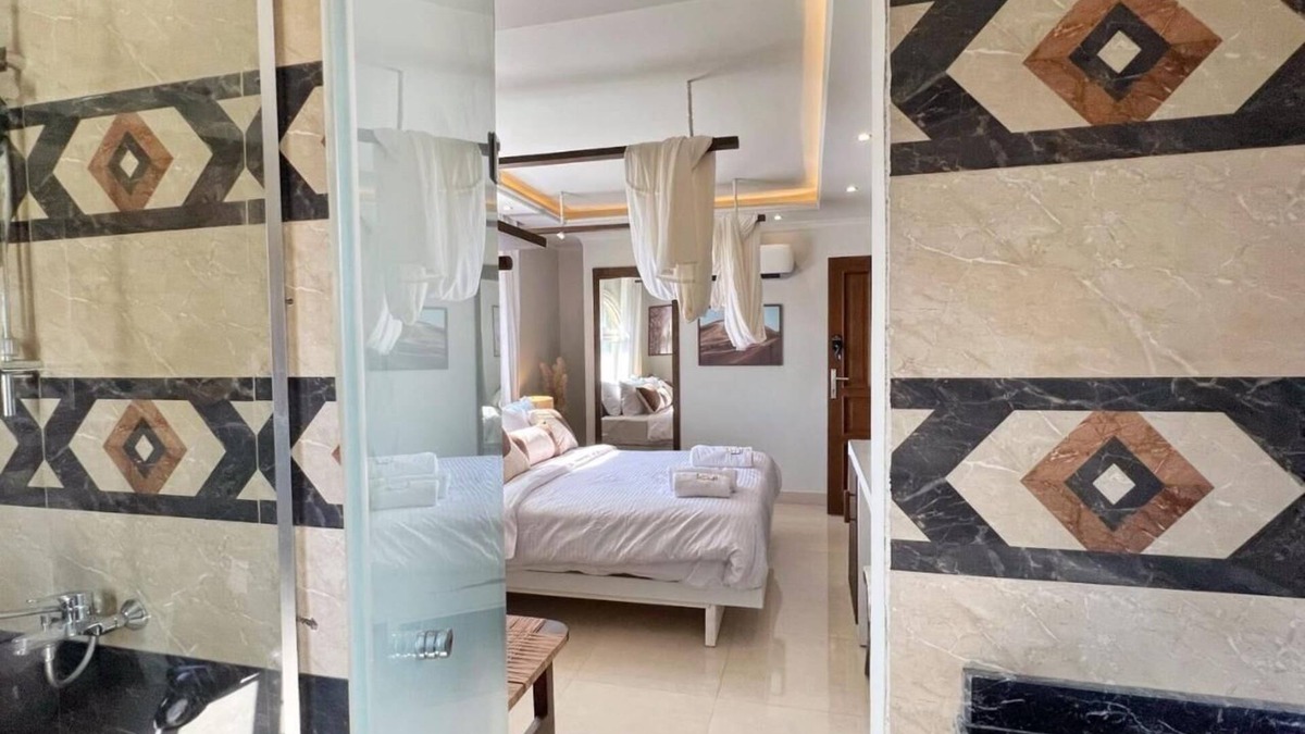 Al Haram Apartment | Spacious 4-bedroom private bathroom, AC, kitchenet, mini bar,clean and quite