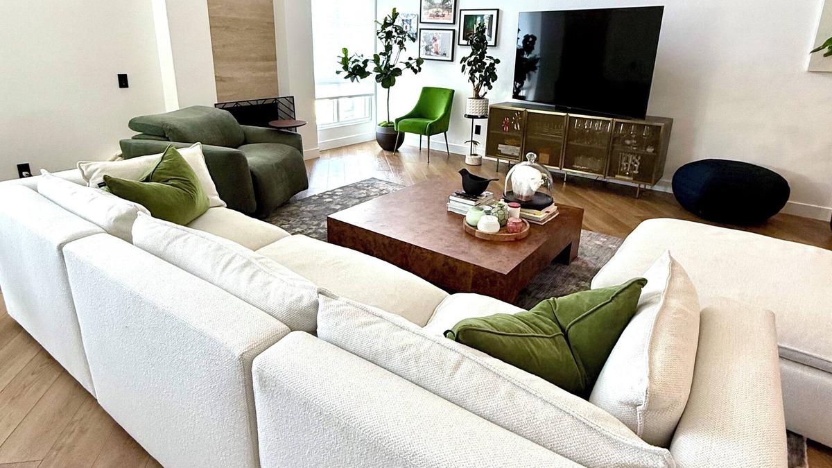 Huntington Beach House | Spacious 4-bedroom house with AC, WiFi in cool Huntington Beach