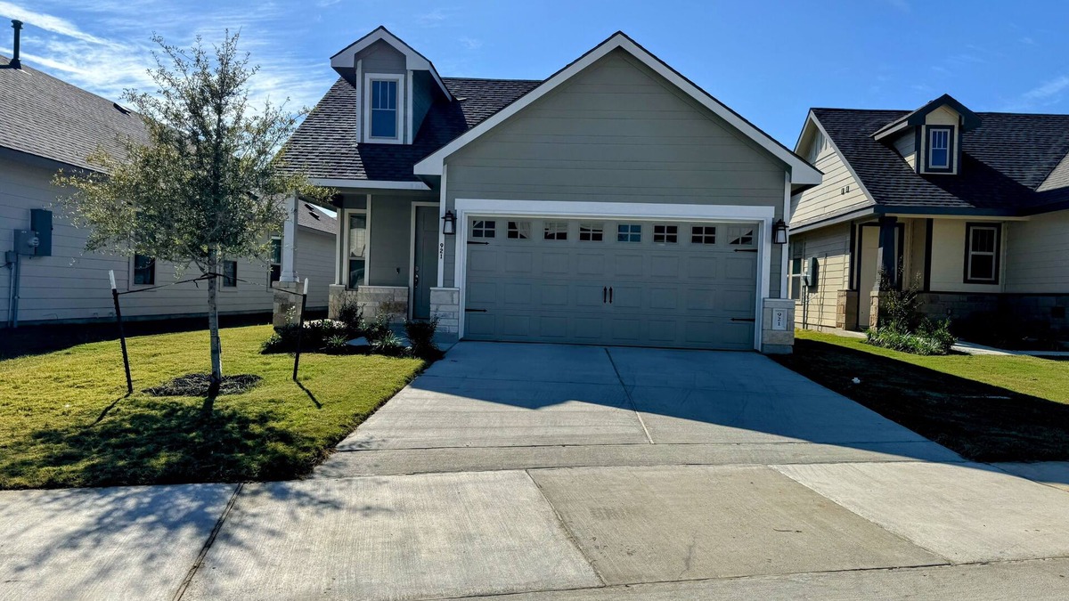 Wellborn House | Spacious 4-bedroom house close to everything in College Station