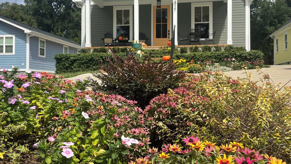 North Augusta House | Spacious 4-bedroom house with private upstairs suite
