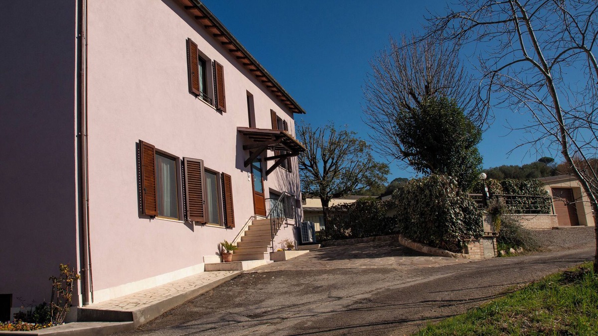 Siena Apartment | Spacious 4-bedroom apartment in the surroundings of Siena with WiFi, AC