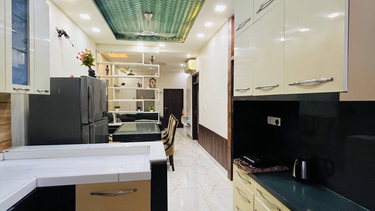 Pink City Apartment | Spacious 4-bedroom apartment with WiFi, AC in vibrant Jaipur