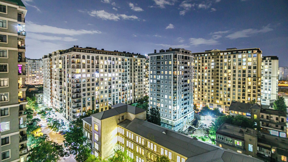 Baku Apartment | Spacious 4-bedroom apartment in center Baku with fitness room