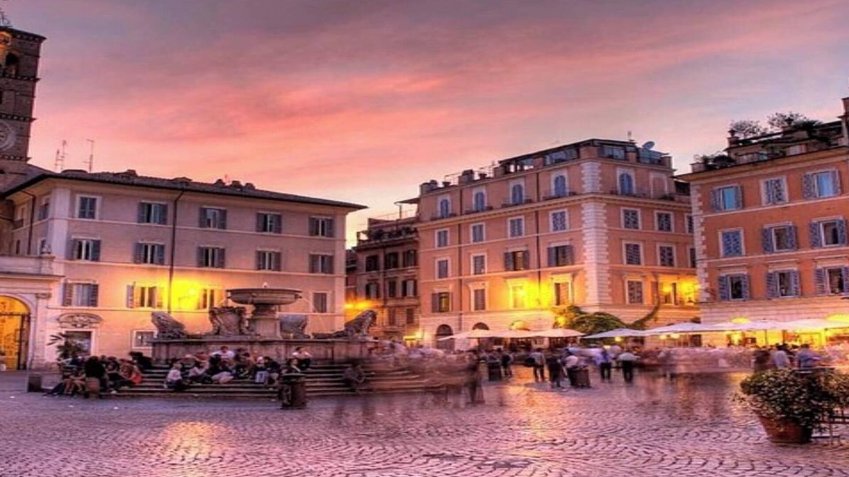 Gianicolense Apartment | Spacious 4 bedroom Apartment near St. Peter's Basilica