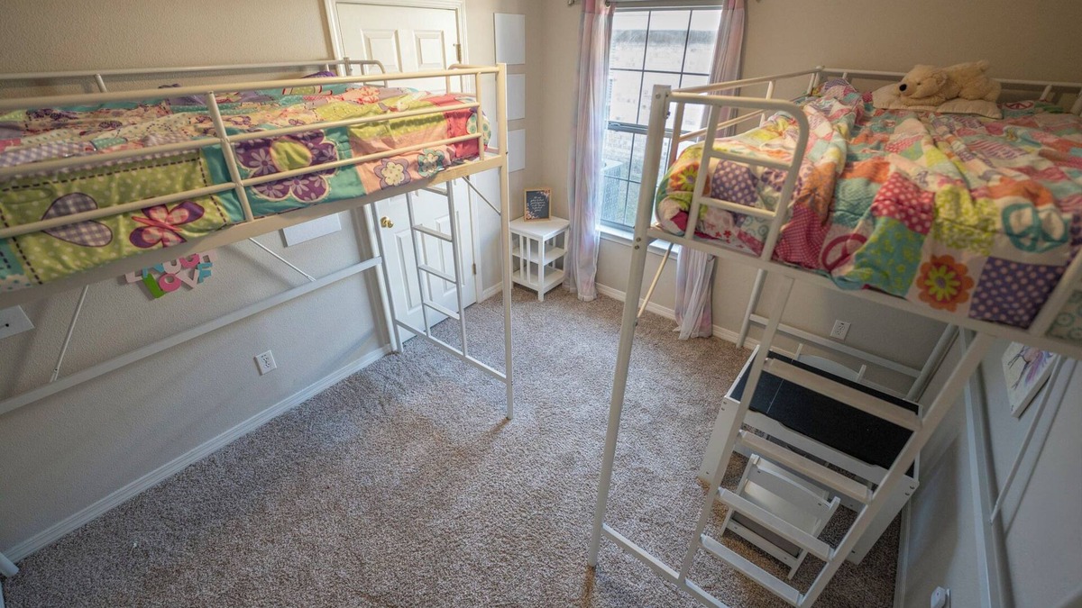 West Pensacola House | Spacious 4-bedroom house in peaceful Pensacola with WiFi, AC