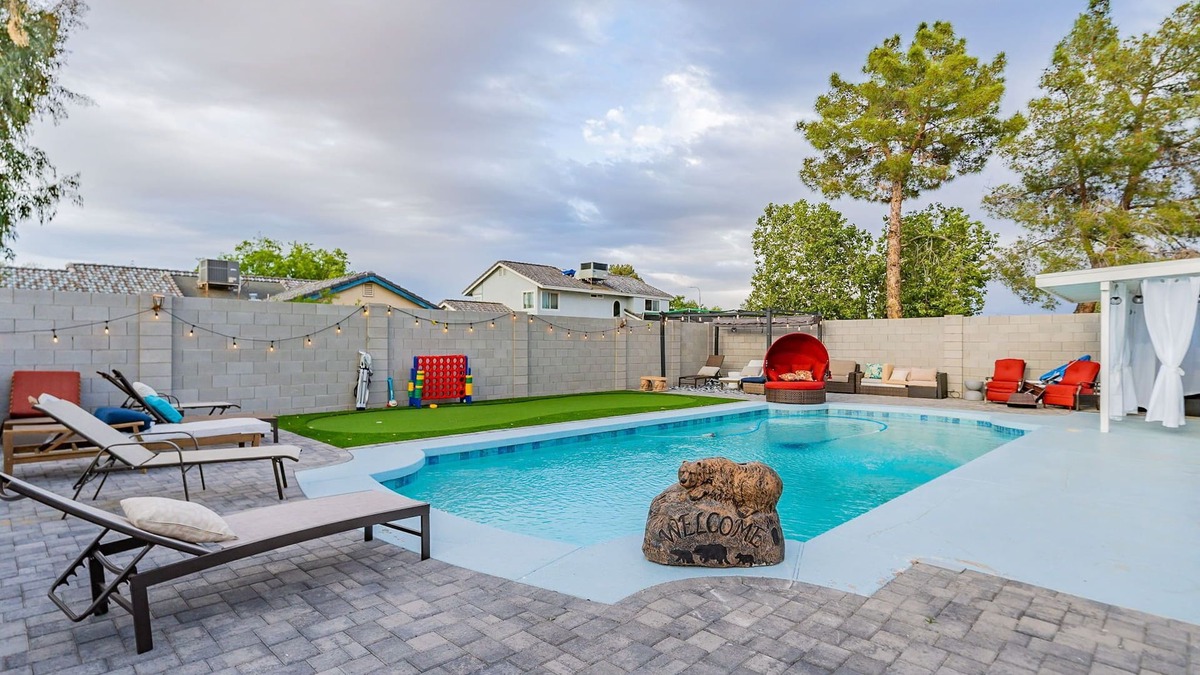 Provinces Master Community House | Spacious 4-bedroom house with WiFi and AC in fantastic Chandler
