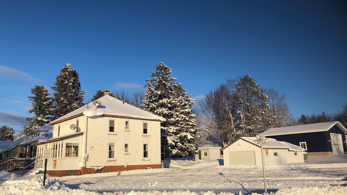 Gile House | Spacious 4-bedroom house in charming Montreal across from The Gile Flowage