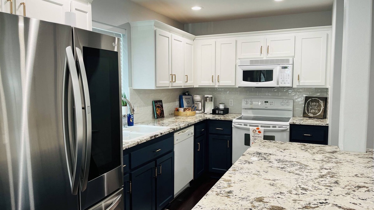 South Hill House | Spacious 4-bedroom house with AC and WiFi in serene Puyallup
