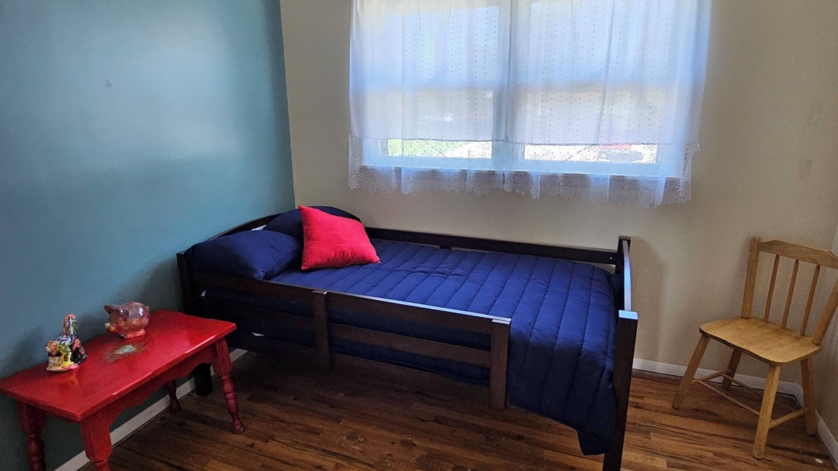 Casper House | Spacious 4-bedroom house in nice area of Casper fully stocked for your use