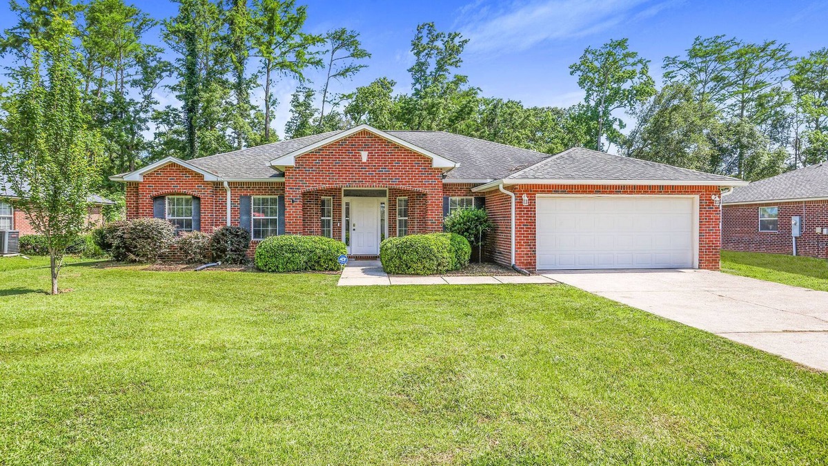 Foley House | Spacious 4 bedroom house by OWA & Tanger Outlets, 15 mins from Beaches