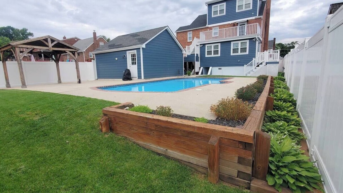 Parkville House | Spacious 4-bedroom townhome with great backyard and POOL in charming Parkville