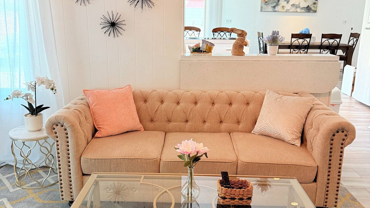Baldwin Park House | Spacious 4-bedroom house in beautiful Baldwin Park with WiFi, AC