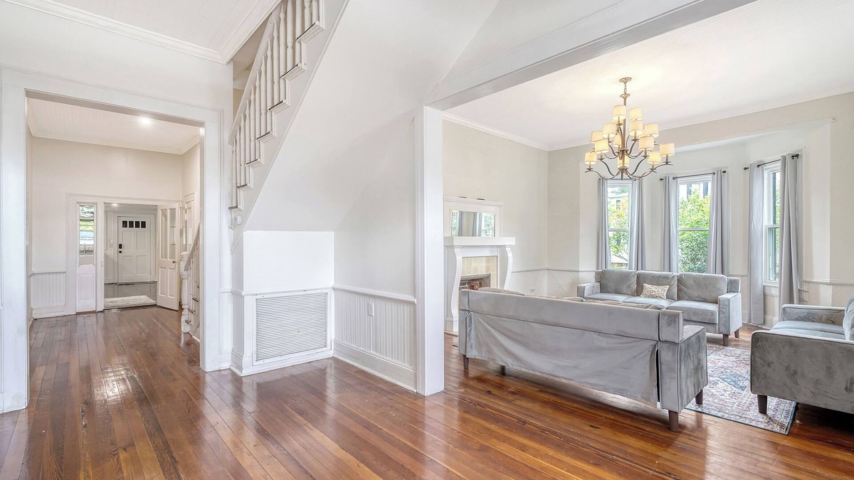 Branchville House | Spacious 4-bedroom house in charming Branchville with AC, WiFi