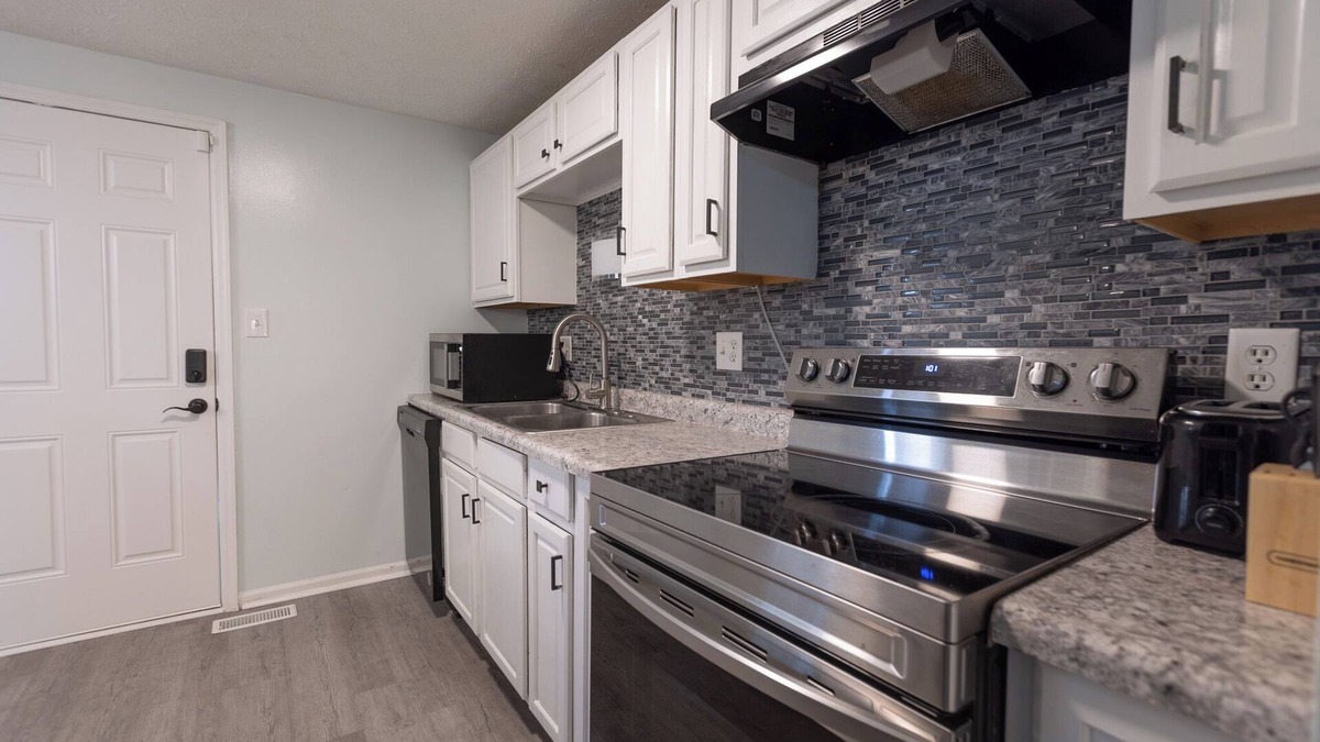 Indianapolis House | Spacious 4-bedroom house in amazing Indianapolis with WiFi, fitness room