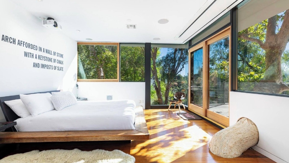 Nichols Canyon House | Spacious 4-bedroom Mid Century Treehouse in the Hollywood Hills