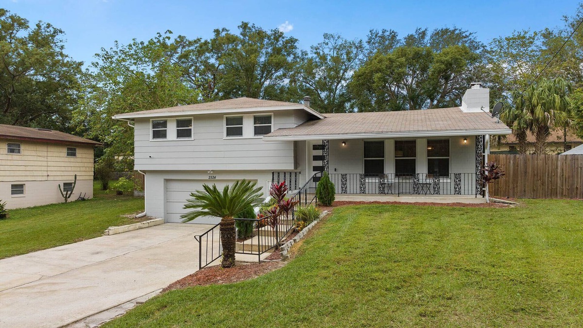 Ocoee House | Spacious 4 Bedroom With a Large Pool