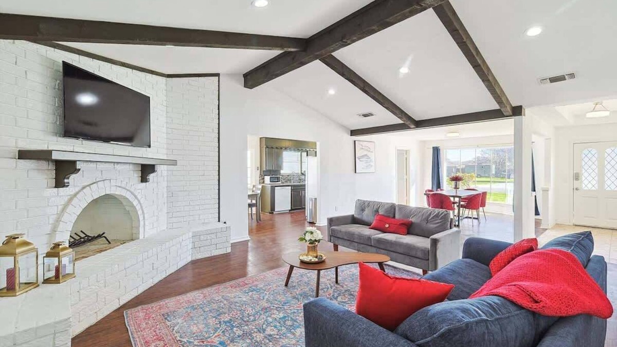 Allen House | Spacious 4-BR Home Near Allen Outlets & Dining