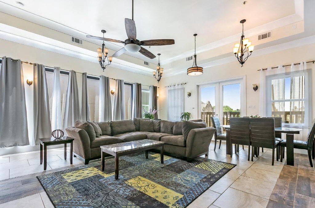 Faubourg Lafayette Apartment | Spacious 4BR Condo on Carondelet Near All Hot Spo