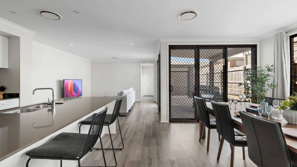 Mango Hill Apartment | Spacious 4BR Family Home Comfort in Mango Hill