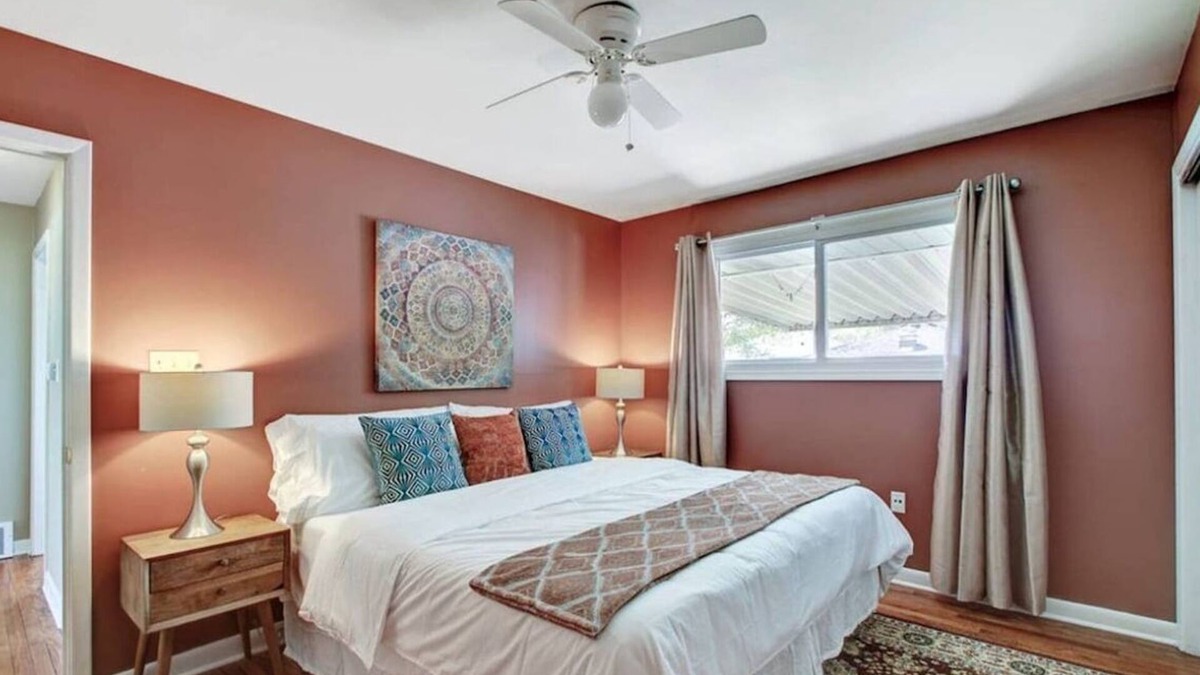Beech Grove House | Spacious 4BR Near Convention Center!