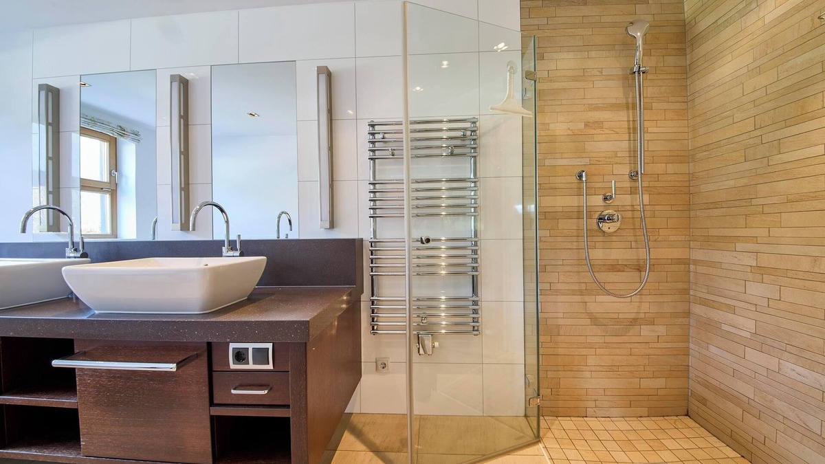 Maishofen Apartment | Spacious 5-bedroom apartment with fitness room, WiFi in wonderful Maishofen