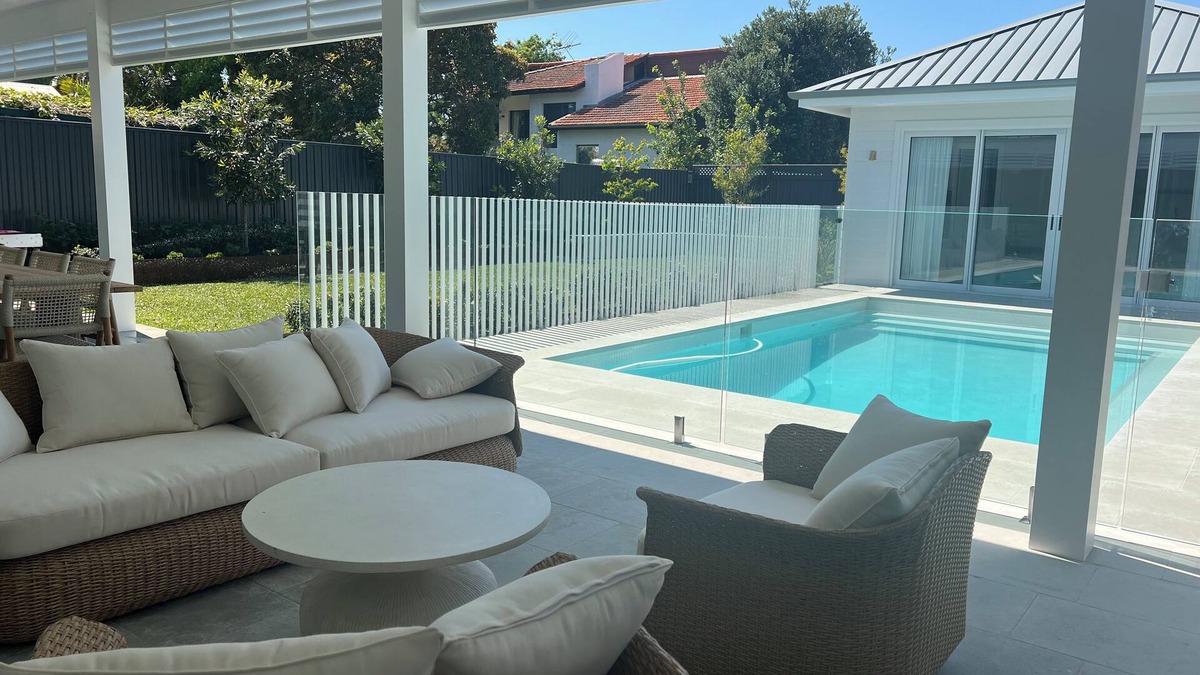Cottesloe House | Spacious 5-bedroom house in cool Cottesloe with AC, WiFi