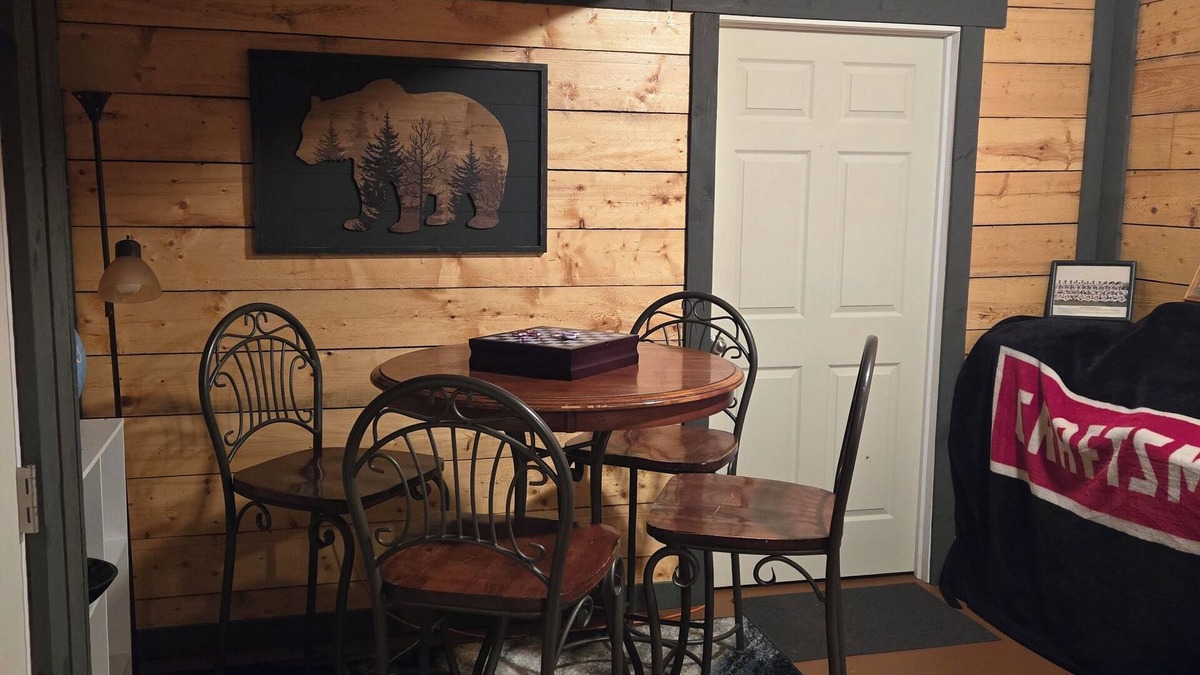 Bellefonte House | Spacious 5-bedroom house in delightful Bellefonte with AC, WiFi