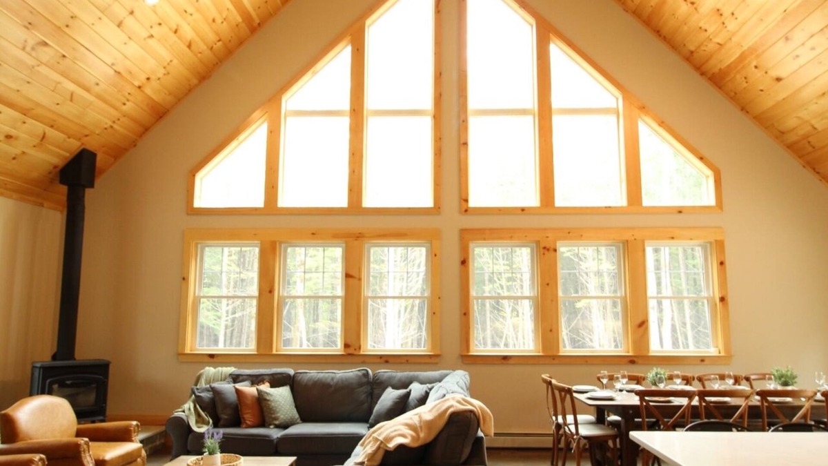 Brownfield House | Spacious 5-bedroom house with short walk to the banks of the Saco river