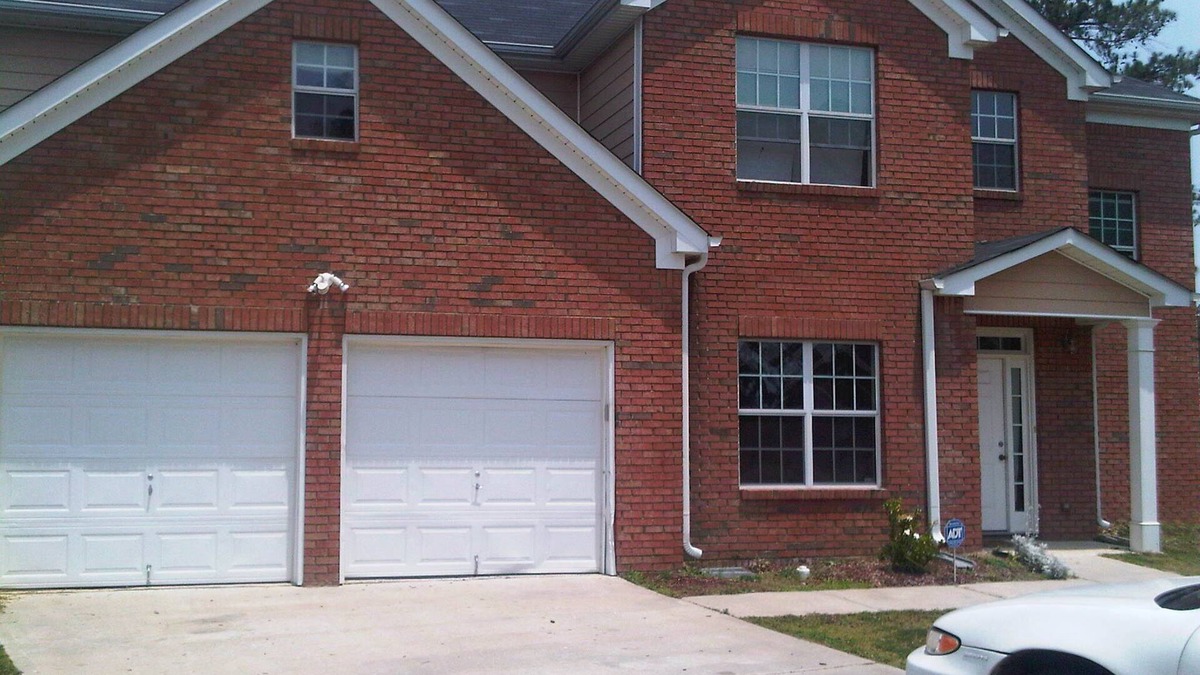 Union City House | Spacious 5 Bedroom Haven in Quiet Cul-de-sac