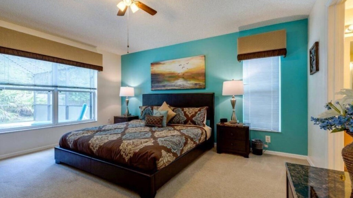 Indian Point House | Spacious 5-bedroom house in lovely Kissimmee with AC, WiFi