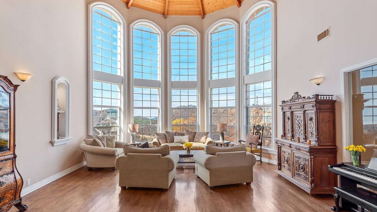Topanga House | Spacious 5-bedroom house with ocean views - 20 min from Malibu Beach