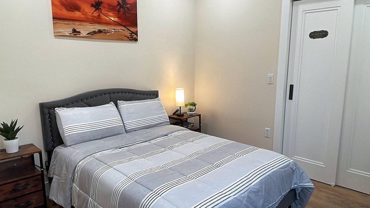 The Heights Villa | Spacious 5-bedroom with 5 bath villa in fabulous near NYC