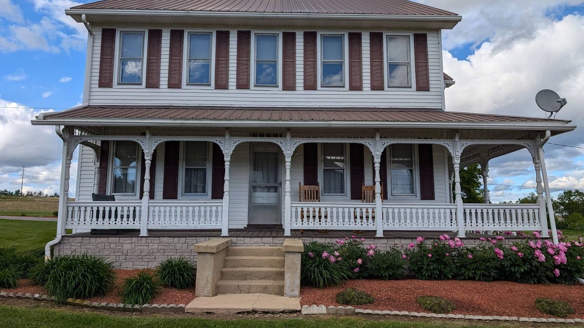 Middleburg House | Spacious 5-bedroom house with WiFi, AC in lovely Selinsgrove