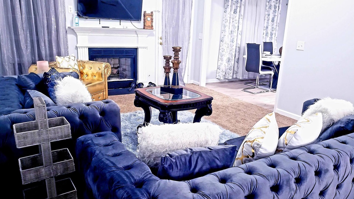 Duluth House | Spacious 5b/3b Home with Jetted tub 10 guests
