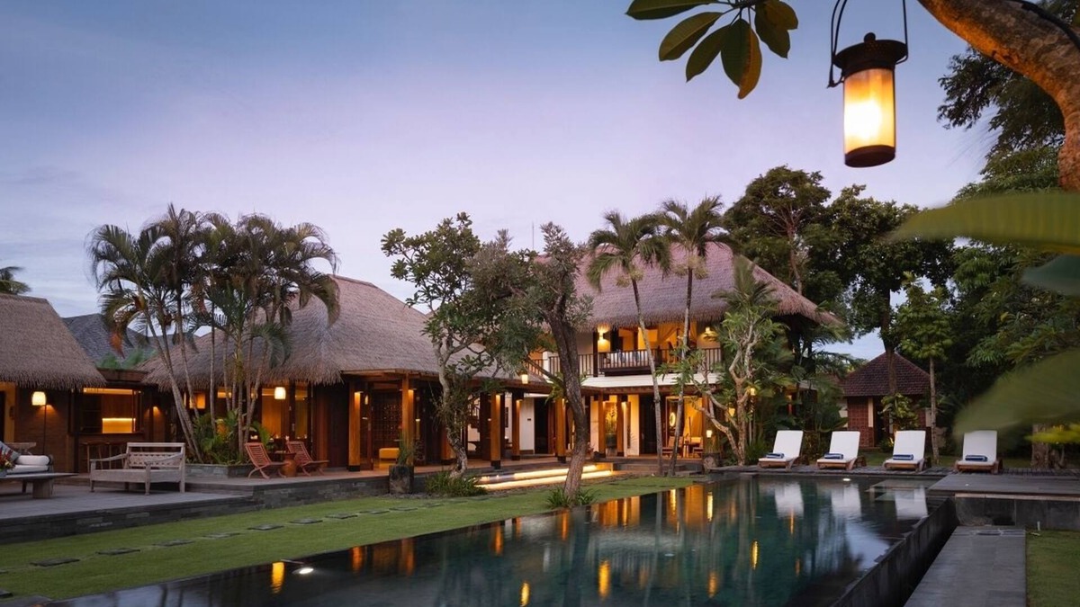 Cemagi Villa | Spacious, 5BR Villa in Seseh-300m away to Beach