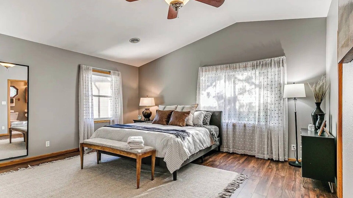 Ames House | Spacious 6-bedroom retreat next to park—ideal for family & group getaways