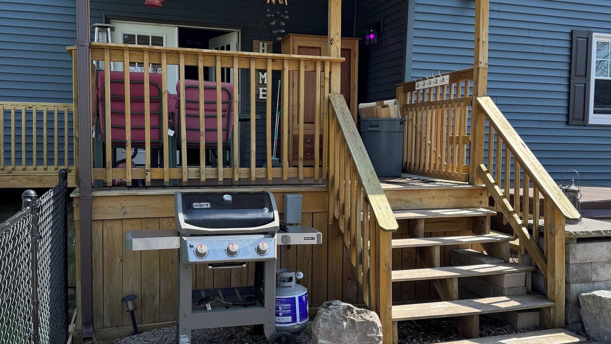 Canandaigua House | Spacious 6-bedroom house in awesome Canandaigua with WiFi, AC
