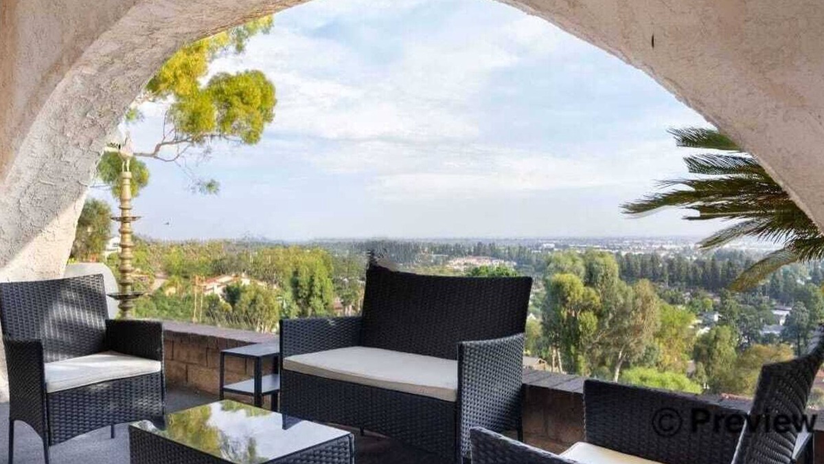 Whittier Villa | Spacious 6-bedroom villa on hills with breathtaking LA skyline and city views