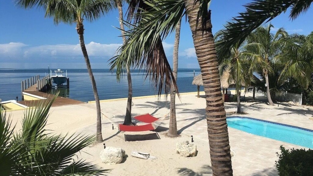 Florida Keys House | Spacious 8-bedroom house with AC and WiFi in charming Marathon pres week open