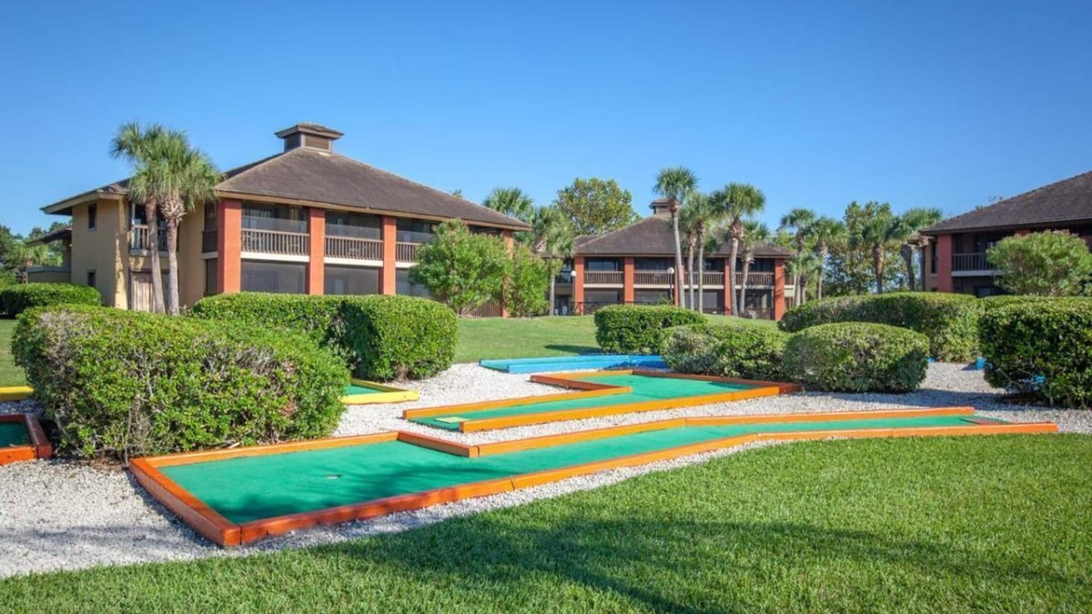 Palm Coast Hotel | Spacious Accommodation, Near Washington Oaks State Park Beach, Onsite Pool!