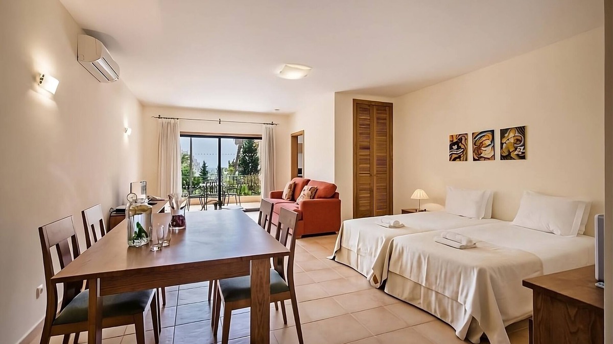 Praia da Luz Hotel | Spacious Accommodation Close to Porto de Mos Beach! 3 Onsite Pools, Free Parking