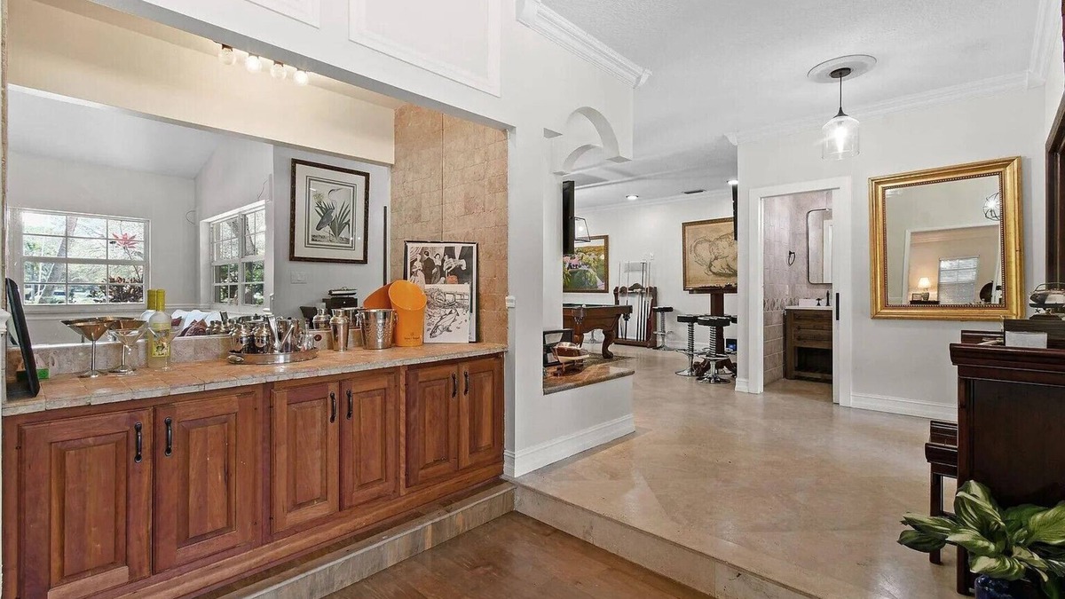 Hunt Club House | Spacious Acre Retreat in Exclusive Gated community