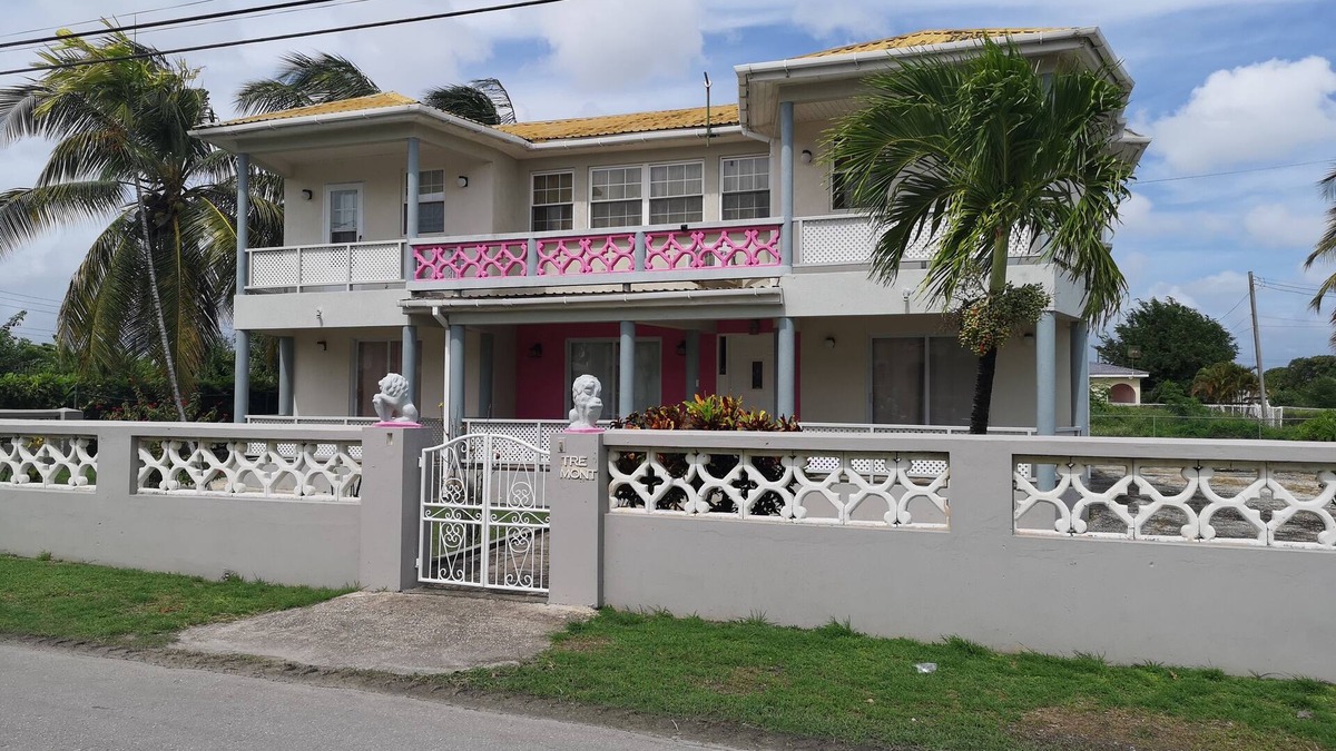 Atlantic Shores House | Spacious Air Conditioned 4 bed detached house near Miami Beach