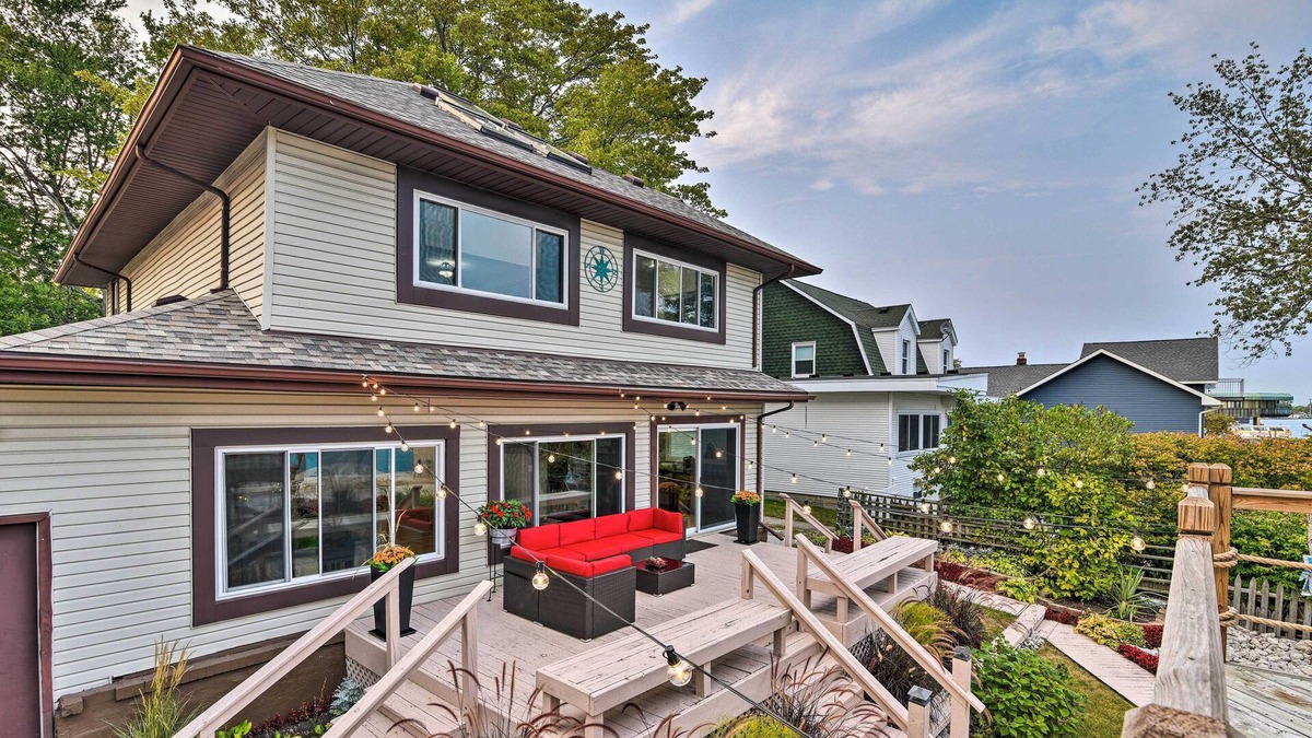 Algonac House | Spacious Algonac Home w/ St Clair River Views